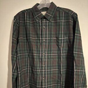 St. John’s Bay Classic Fit Green, Black, and Gray Long Sleeve Flannel - size S